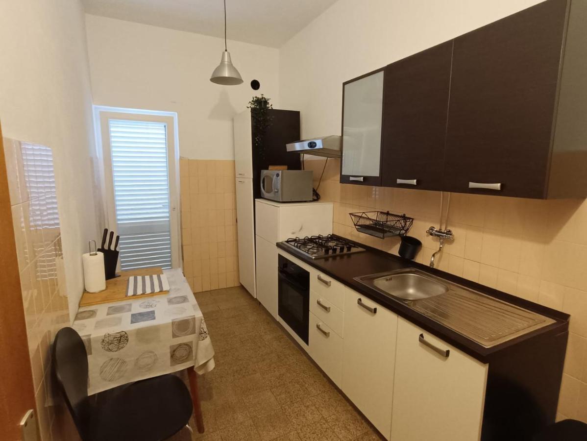 Apartman Simac Okrug Gornji Trogir Ngoại thất bức ảnh