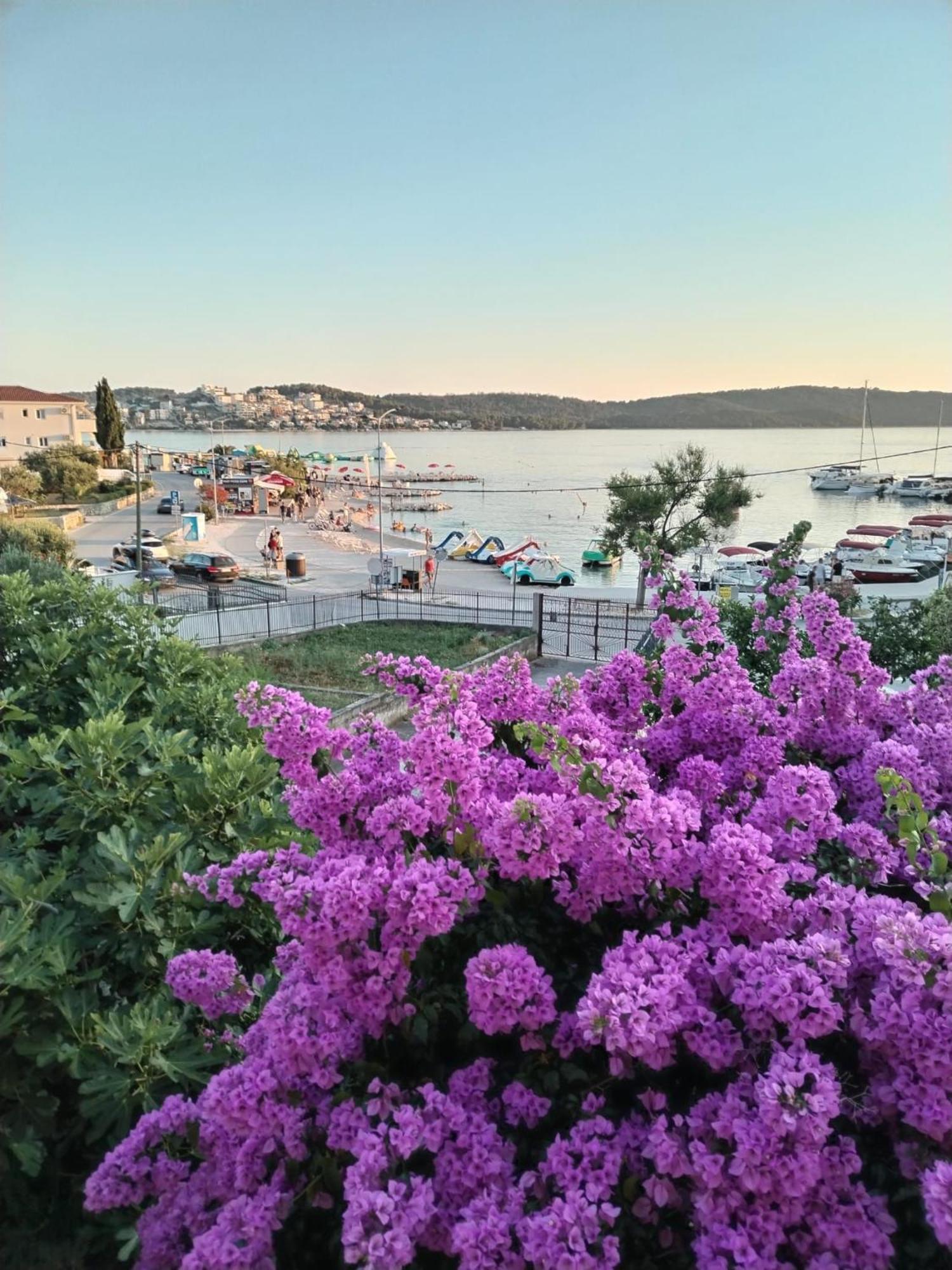 Apartman Simac Okrug Gornji Trogir Ngoại thất bức ảnh
