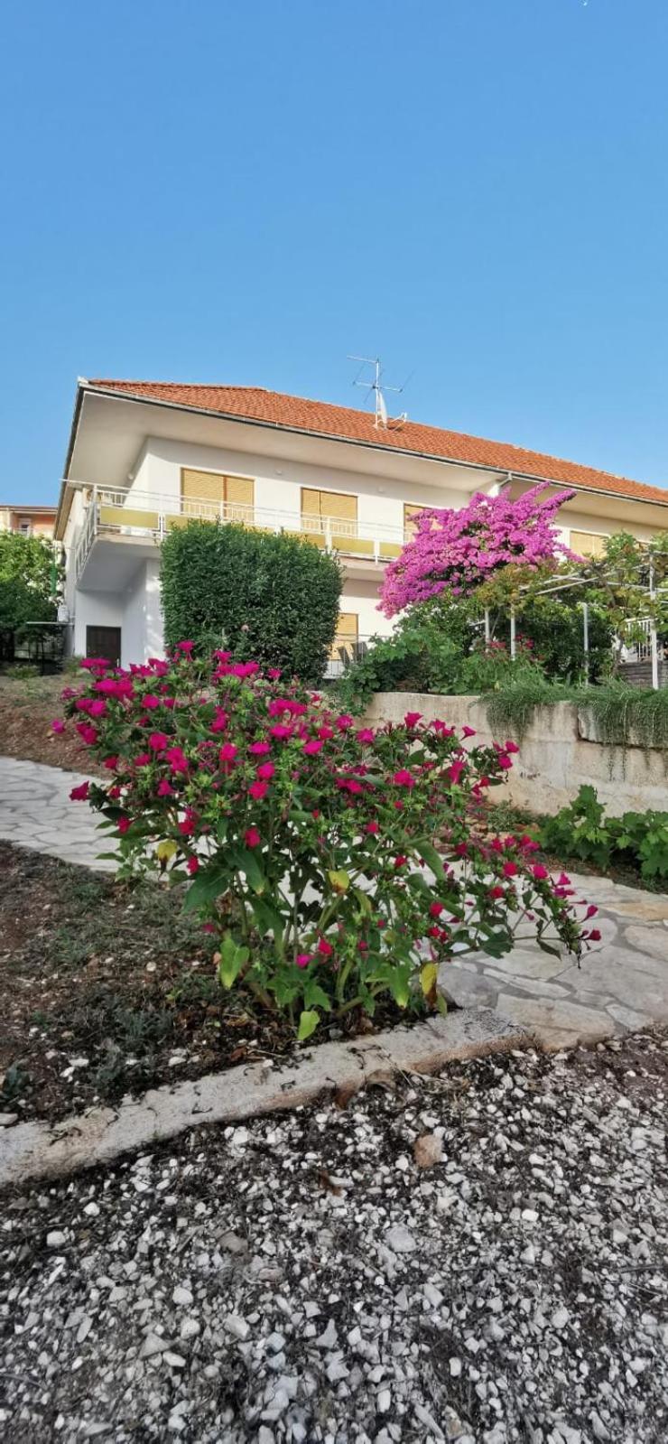 Apartman Simac Okrug Gornji Trogir Ngoại thất bức ảnh