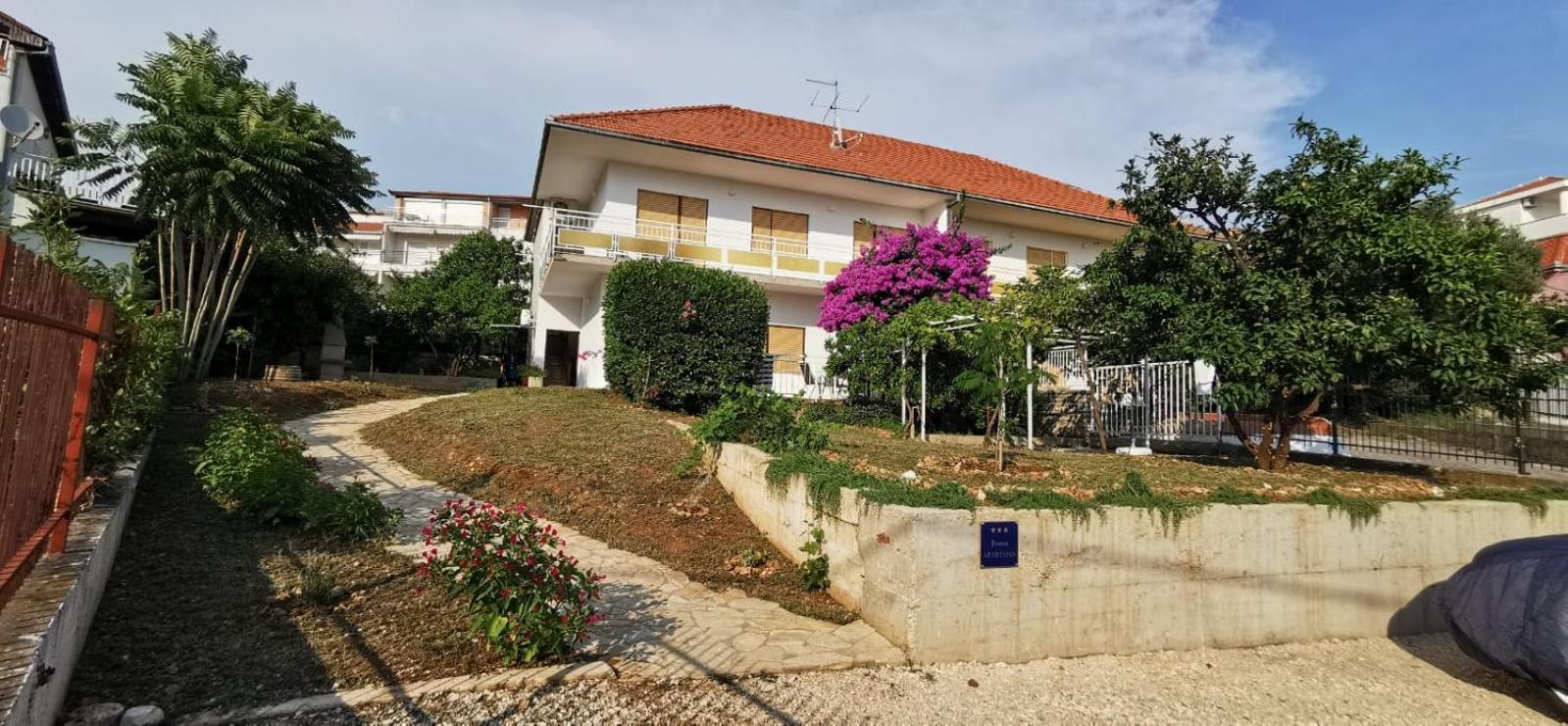 Apartman Simac Okrug Gornji Trogir Ngoại thất bức ảnh